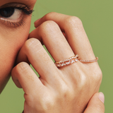 Slim Alternating Prongs Diamond Band
