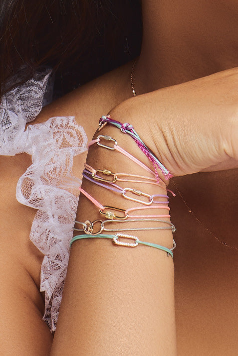 STAY LINKED TO YOURSELF